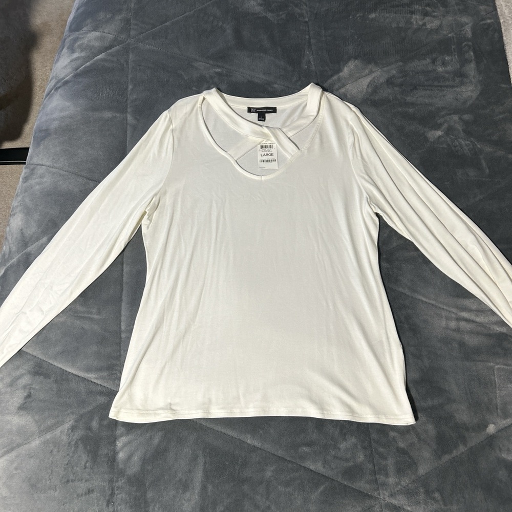 INC International Concepts v neck